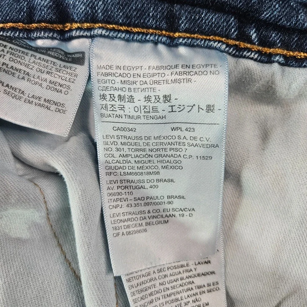 Levi's 505 Jeans Men 42 x 30 Zip Fly Medium Wash‎ Blue Denim